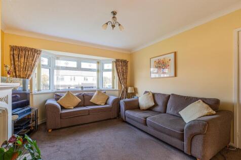 Brundall Crescent 42-19.jpg