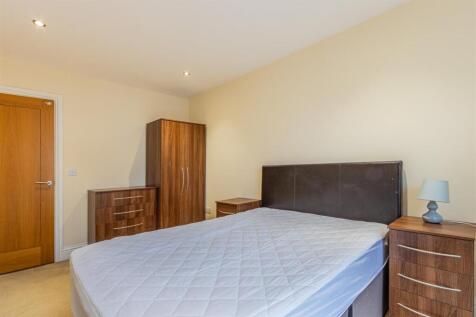 Amberley House 4-8.jpg
