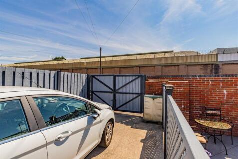 Sloper Road 87-7.jpg