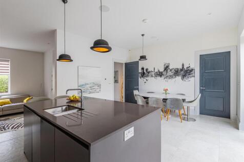 Llandaff Place 10-37.jpg