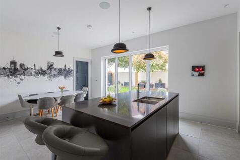 Llandaff Place 10-36.jpg