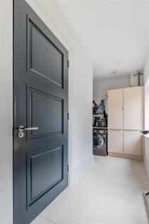 Llandaff Place 10-33.jpg