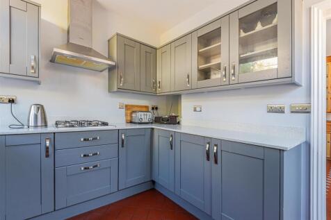 Amesbury Road 1-17.jpg