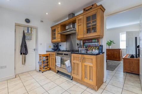 Smithy Cottage 1-19.jpg