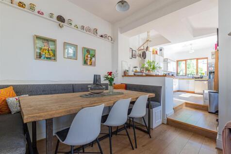 Ovington Terrace 2-21.jpg