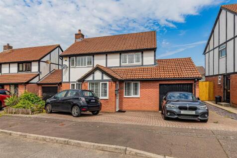 Deepdene Close 11-14.jpg