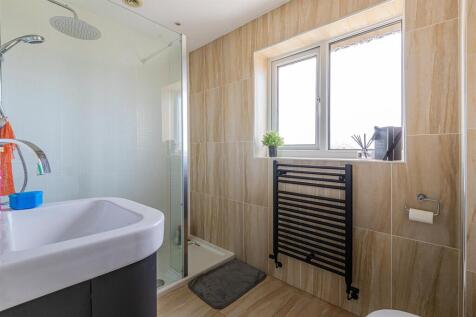 Deepdene Close 11-17.jpg