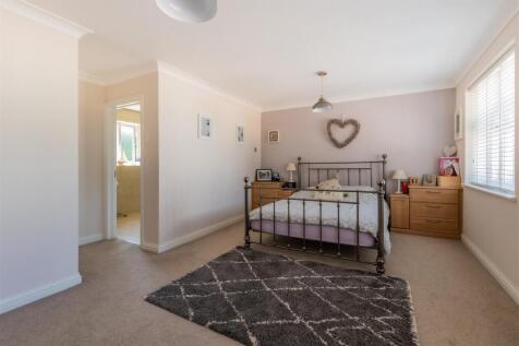 Triscombe Drive 28-24.jpg