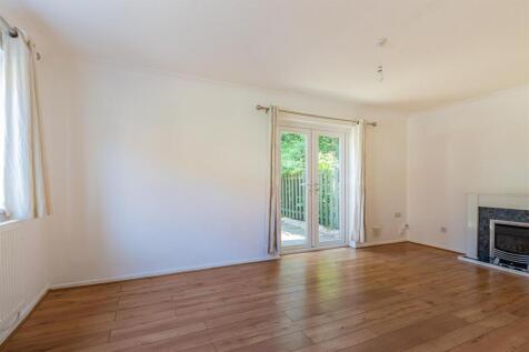 Penhill Close 33 (14 of 15).jpg