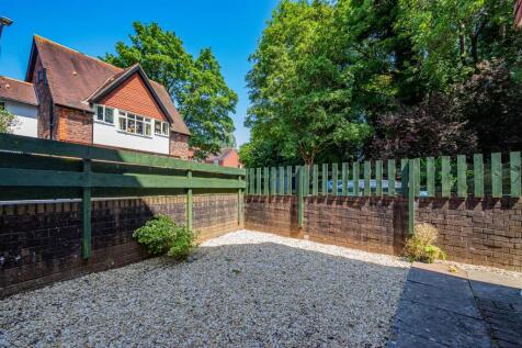 Penhill Close 33 (3 of 15).jpg