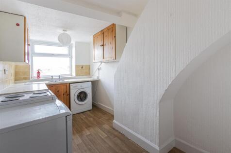 Coldstream Terrace 6, 3-6.jpg