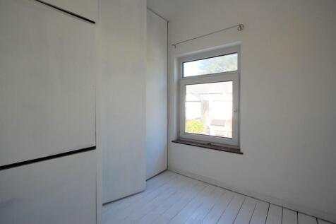 16 Pontcanna Place LR-10.jpg