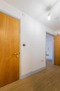 10 Victoria Park Court-9.jpg
