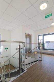10 Victoria Park Court-10.jpg