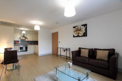 4 Victoria Park Court LR-1.jpg