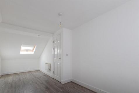 6 Neville Mews-3.jpg