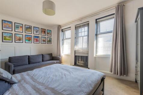 Kingsland Road 13-8.jpg