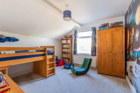 Kingsland Road 13-18.jpg