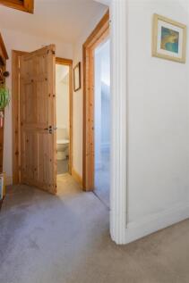 Kingsland Road 13-6.jpg