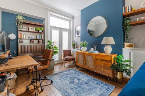 Grange Gardens 10-2.jpg