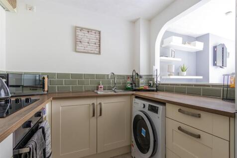 Bishop Hannon Drive 139 (7 of 12).jpg