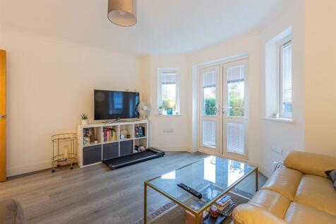 Fairleigh Mews 6-8.jpg