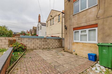 25 Garden Flat-23.jpg