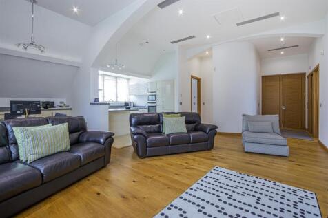 Benjamin Hall 4-11.jpg