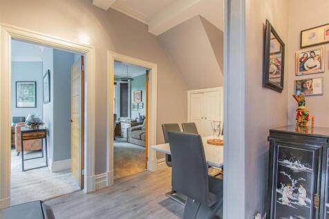 Penhill Road 18, 2-7.jpg