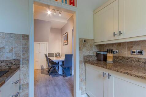 Penhill Road 18, 2-15.jpg