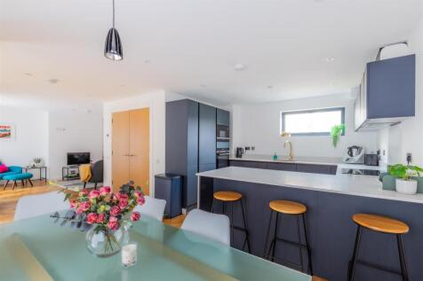 Hamilton Villas 3-11.jpg