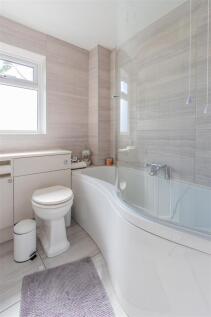 Fields Park Road 105-11.jpg