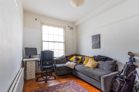 Dunraven House 8-5.jpg