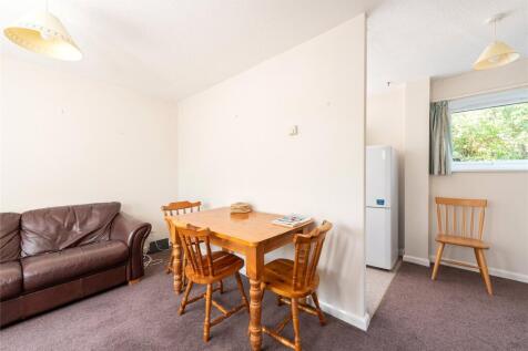Sitting/Dining Room