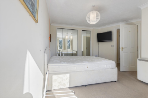 18 Fitzwilliam Court, Sheffield 10_297.png