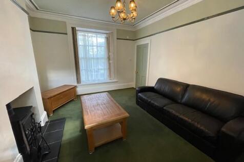 Living Room 2.jpg