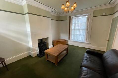 Living Room.jpg