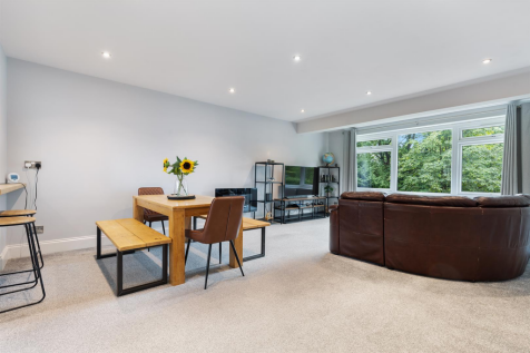 Apt 24, Claredon Court, Sheffield 05_297.png