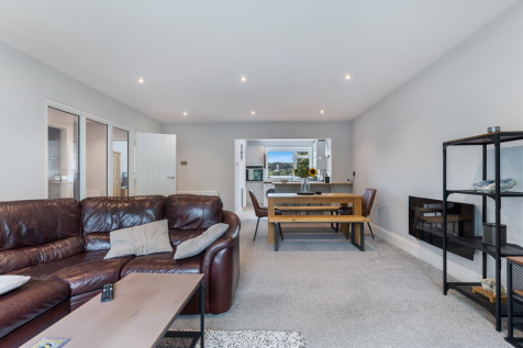 Apt 24, Claredon Court, Sheffield 06_297.png