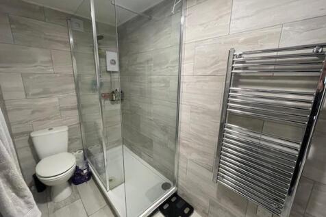 Shower room.jpg