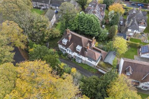 3 Encliffe Grove Ave, Sheffield 59_297.jpg