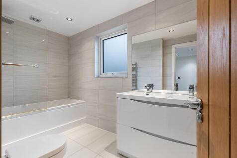 81a Hallam Grange Road, Sheffield 15_297.jpg