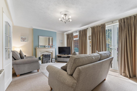 16 Newfield Green Rd, Sheffield  07_297.png