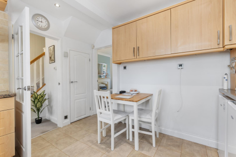 16 Newfield Green Rd, Sheffield  05_297.png