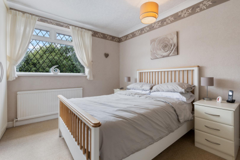 16 Newfield Green Rd, Sheffield  14_297.png