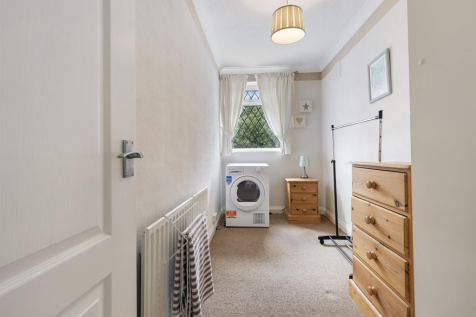 16 Newfield Green Rd, Sheffield  10_297.png