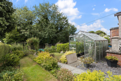 16 Newfield Green Rd, Sheffield  20_297.png