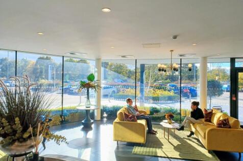 100 Berkshire Place Winnersh offices 2 to 200 pe