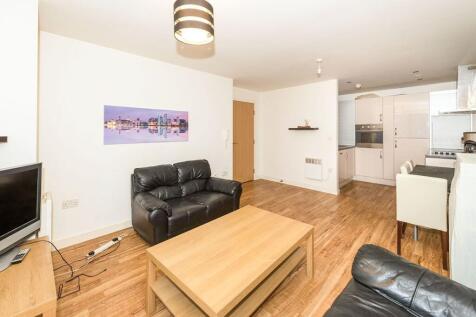 Lounge/Kitchen