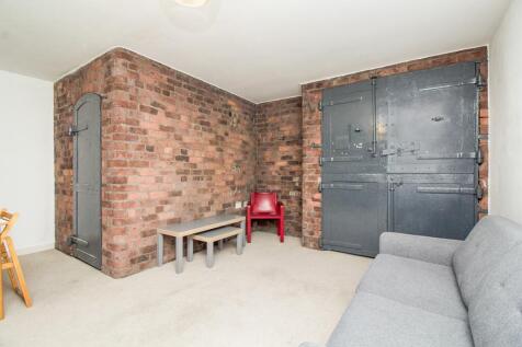 Lounge/Kitchen